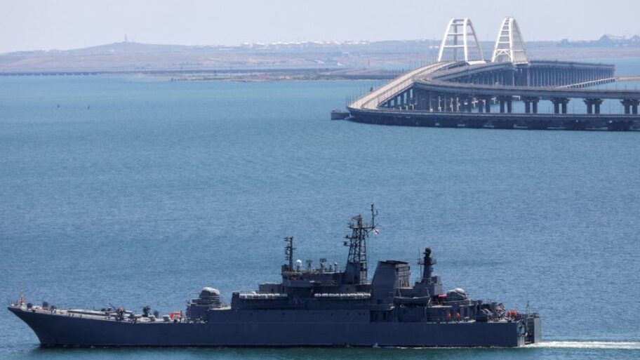 131105918 01317d5e4403772b5e84936f3aea0697f6a44169