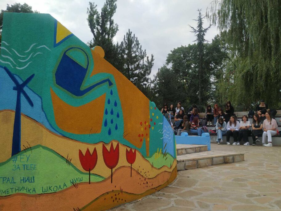 Vetrenjača, kofica i biciklista na novom muralu u parku Čair u Nišu 13 IMG 00bb49516bb37a6dafcb59acfd4c08fa V