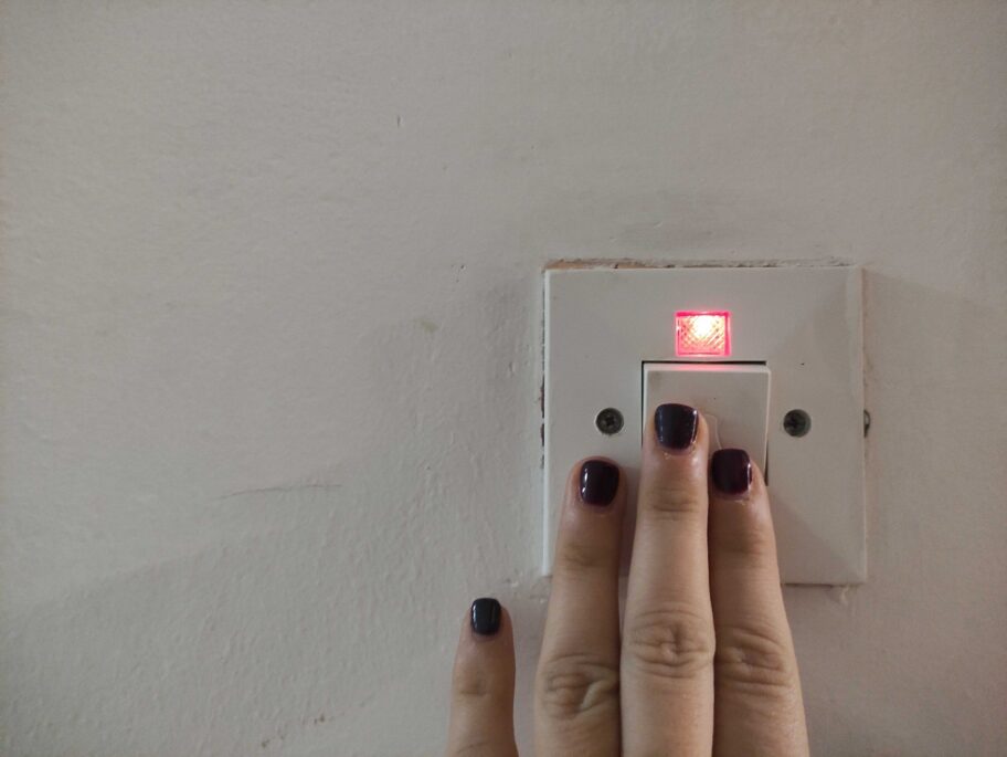 Gradonačelnik Niša: Naselje Crvena zvezda duguje 220 miliona dinara za struju 11 struja iskljucenje svetlo ljubica jocic scaled