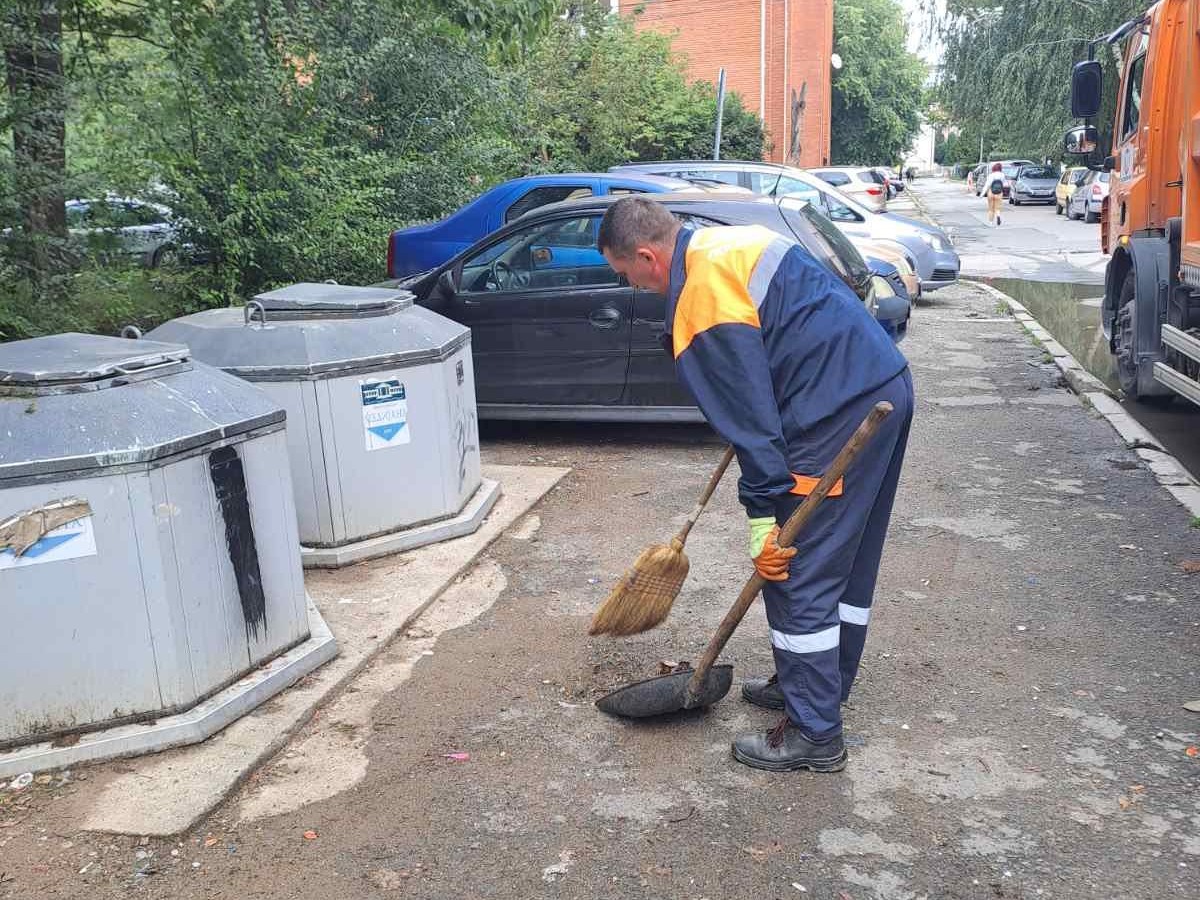 Nakon žalbi građana, radnici “Mediane” očistili smeće u Duvaništu 1 mediana