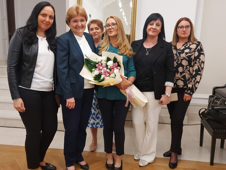 Medicinska sestra niškog Doma zdravlja najbolji tehničar primarnog zdravstva u Srbiji 20 medicinska sestra foto dznix