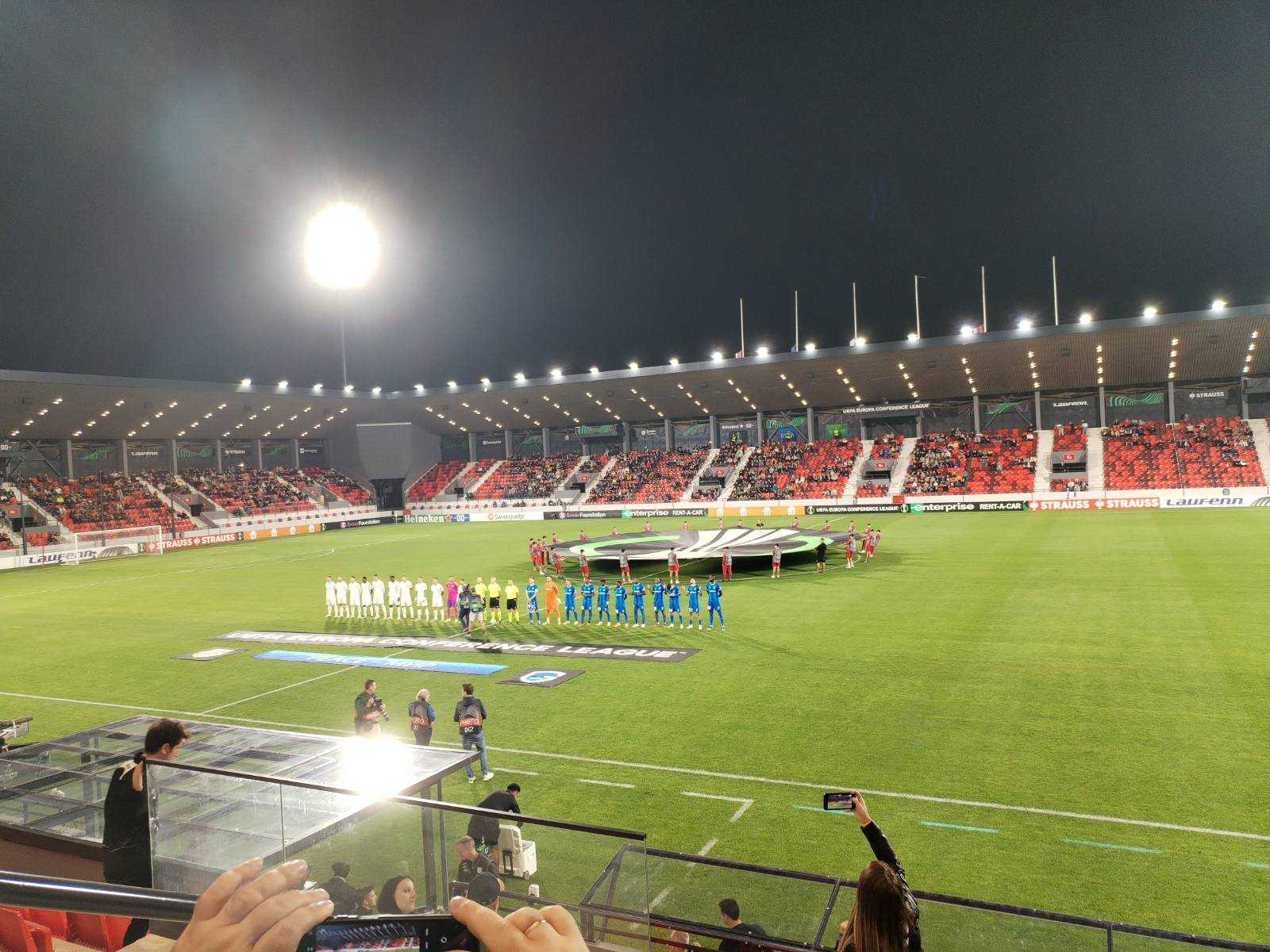 IMG-a76e92efe6bb5cf259c7307c7cb53d42-V