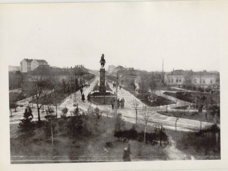 Godišnjica atentata u Marseju - trg u Nišu kome je vraćen naziv po kralju i tenk koji je srušio prvi spomenik 11 Trg kralja Aleksandra Nis