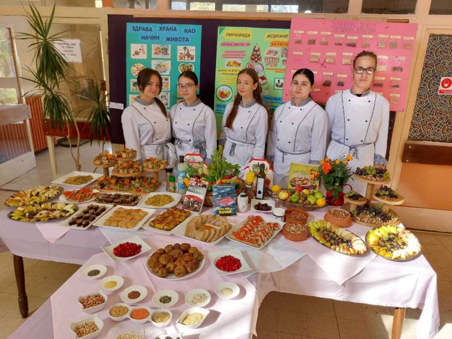 Niška škola proslavila Svetski dan hrane uz zdrave obroke 16 UTS 4