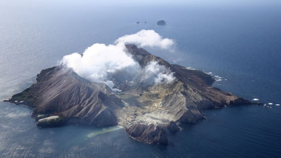 Novi Zeland: Kompanija proglašena krivom zbog pogibije 22 ljudi u vulkanskoj erupciji 3 131572921 gettyimages 1290009175