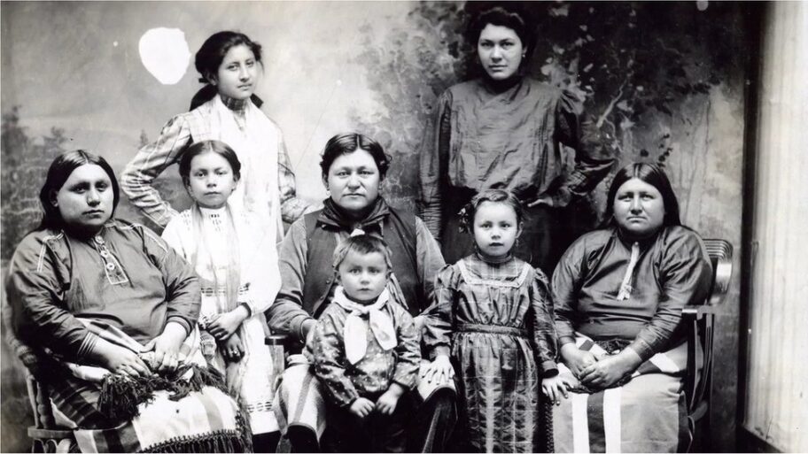 Ubistva pod cvetnim mesecom i film: Kako su likvidacije Osejdž Indijanaca zamalo izbrisane iz američke istorije 17 131575636 ezgif com webp to jpg 12