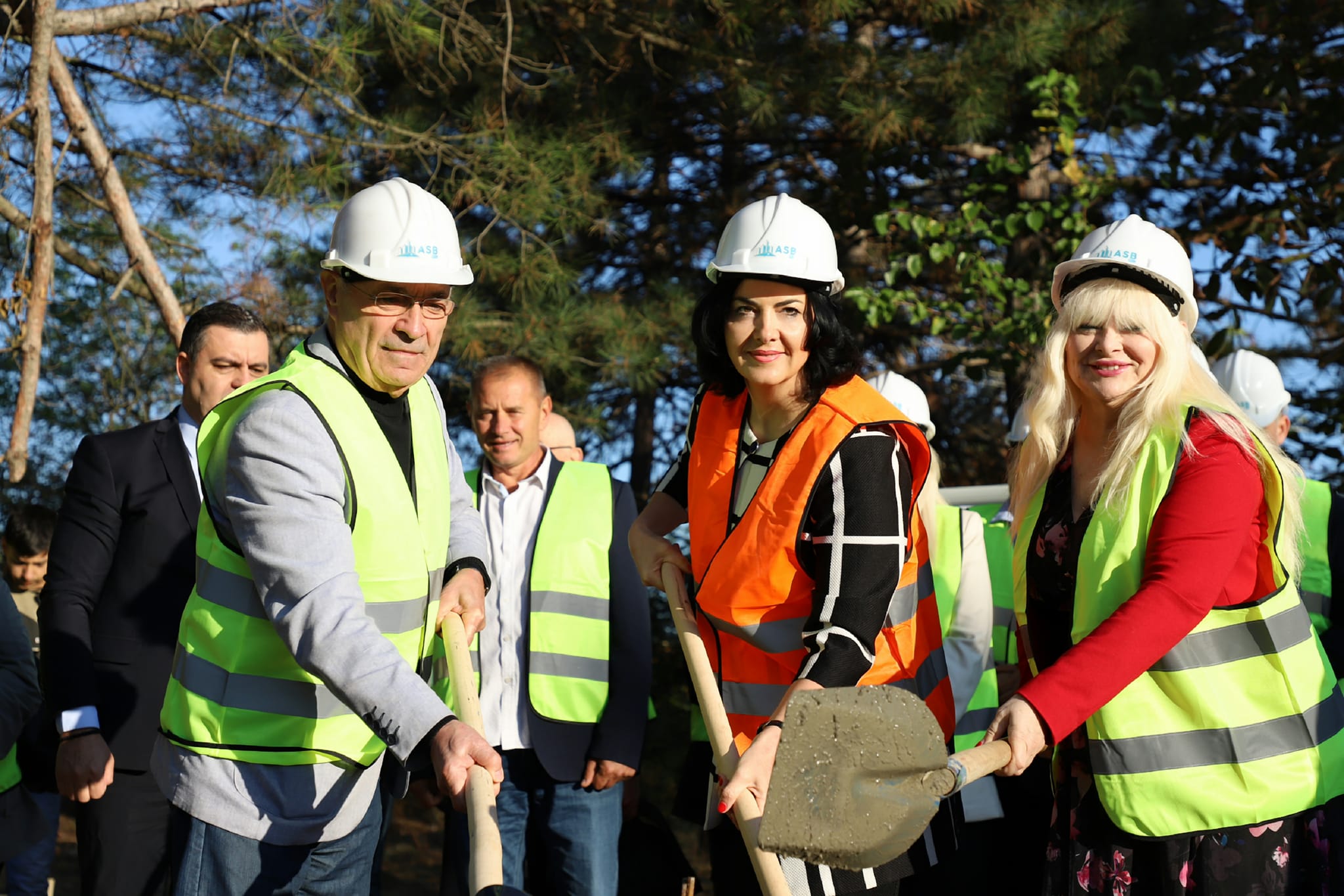 387017464_827486756051588_121982007979497590_n