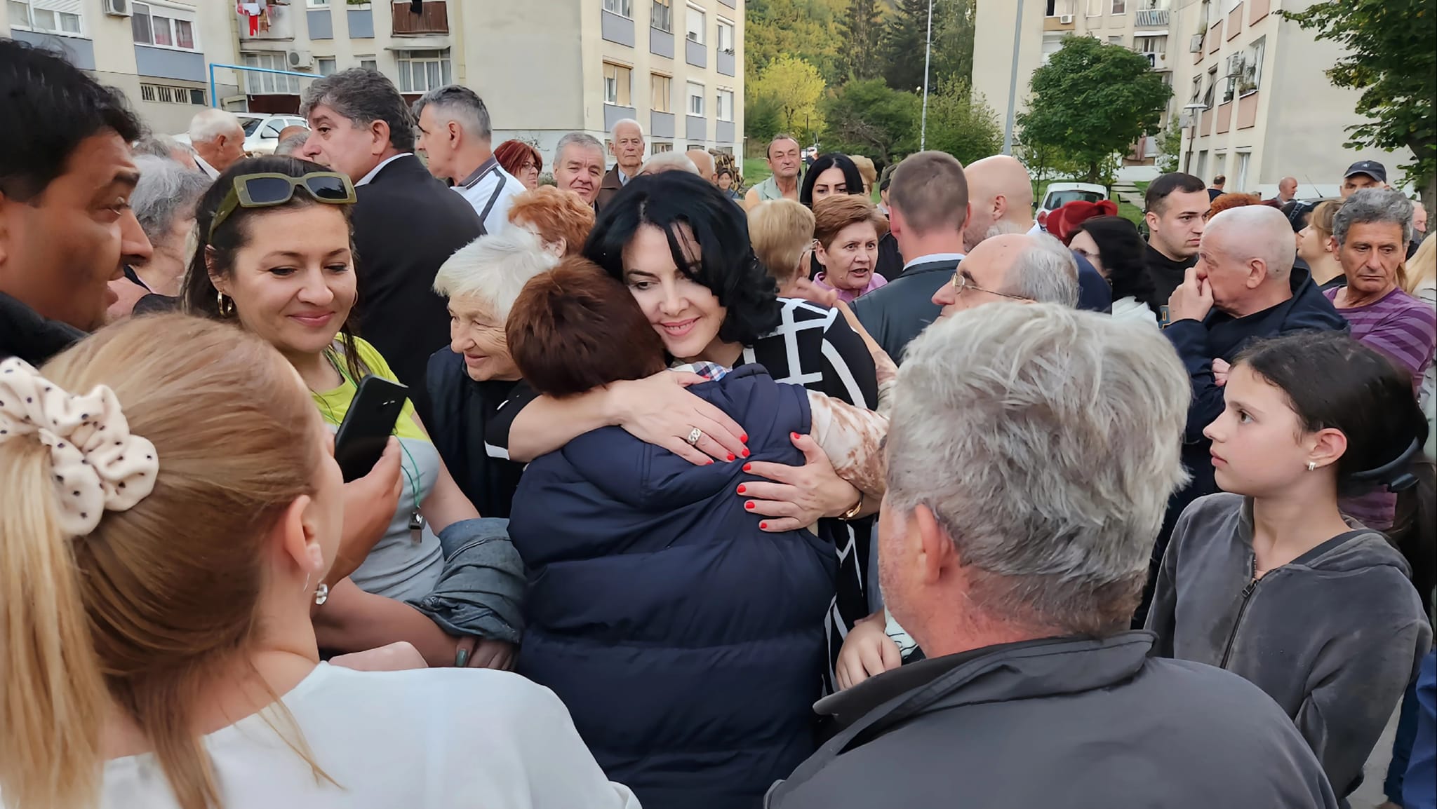 391692940_827908319342765_4286027551786346644_n