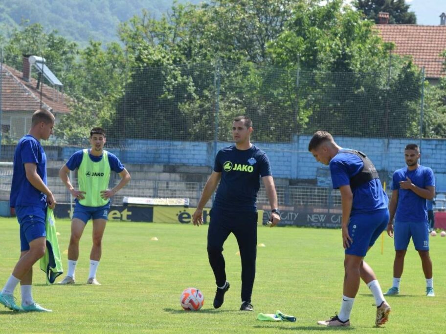 Posle niškog Radničkog i surdulički Radnik ostao bez trenera 9 zoran ljubinkovic fk radnik