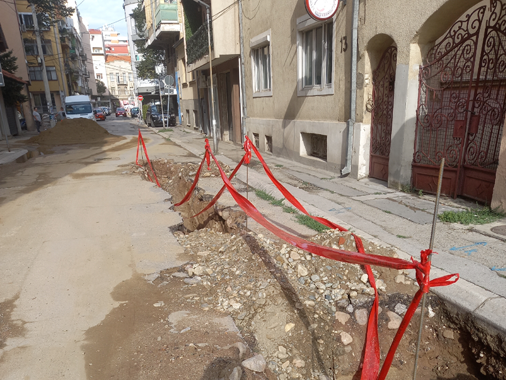 Učitelj Tasina u Nišu od ponedeljka zatvorena za saobraćaj, konačno sanacija rupa 1 Screenshot 2023 11 18 at 13 18 41