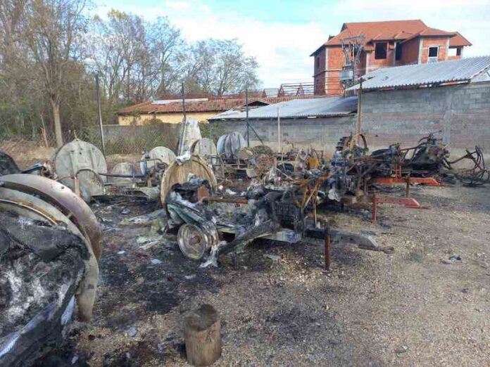 IMG 708a8a043281f6927e50c6b12c346dba V