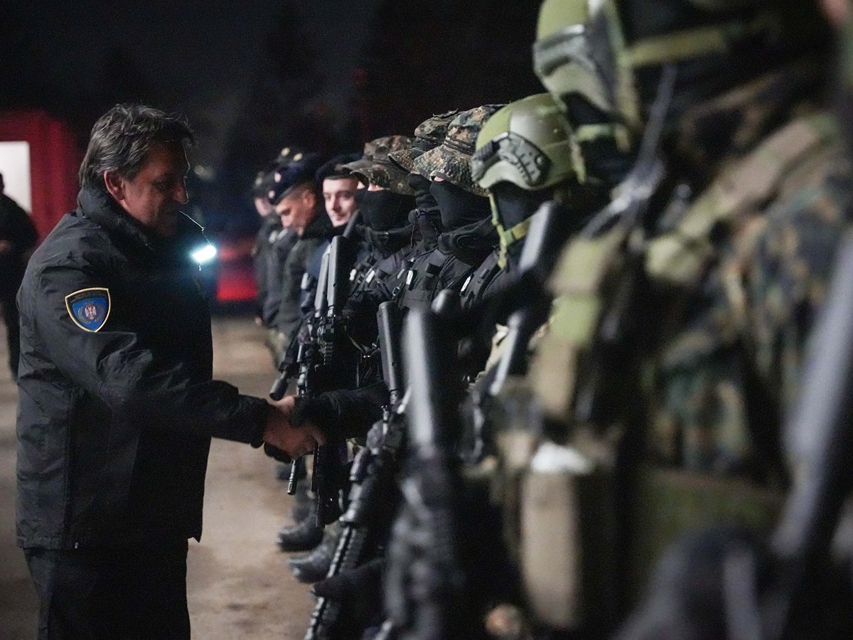 Gašić u Pirotu: Policija se neće povući dok zadnji krijumčar ne bude uhapšen 1 2 7 1