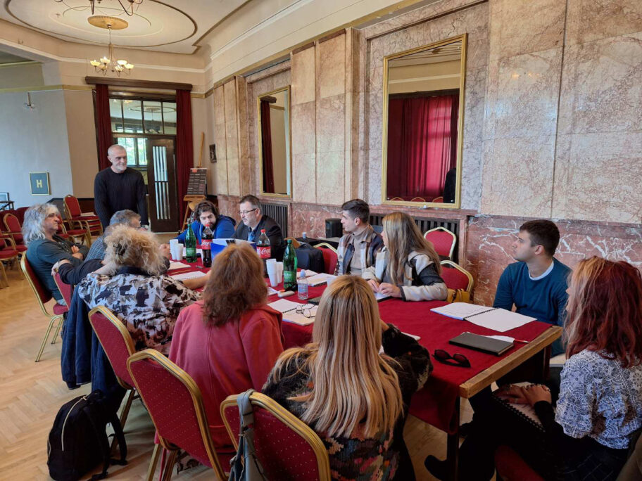 Premijera predstave Kokoske foto Nikola Milosavljevic