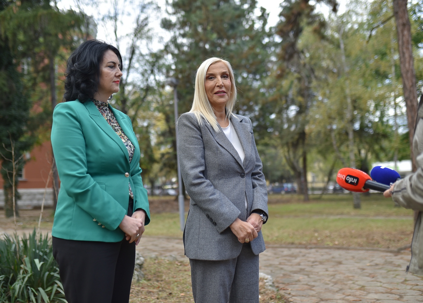 dragana sotirovski i maja popovic, foto jelena misic