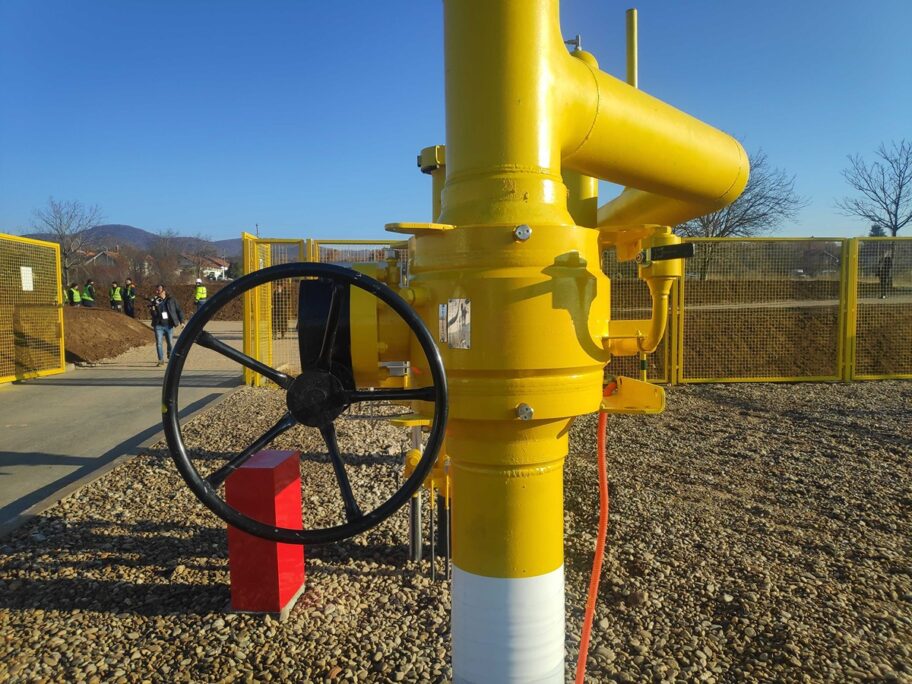 gas 2