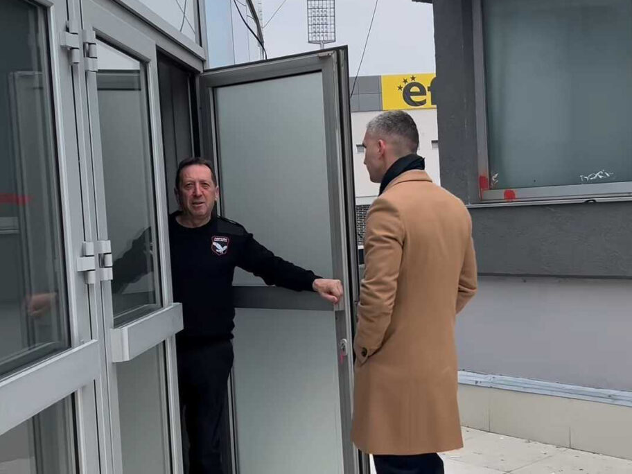 SNS stab sumnja na kupovinu glasova foto IG Djordje Stankovic