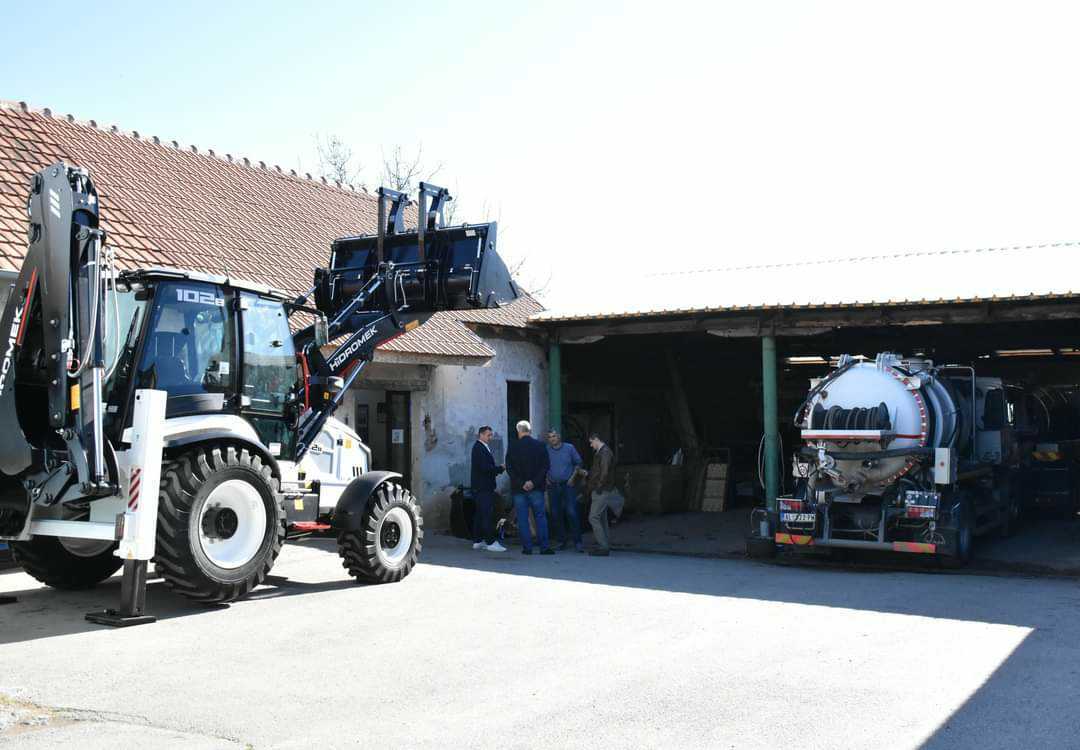 FB_IMG_1703085412351