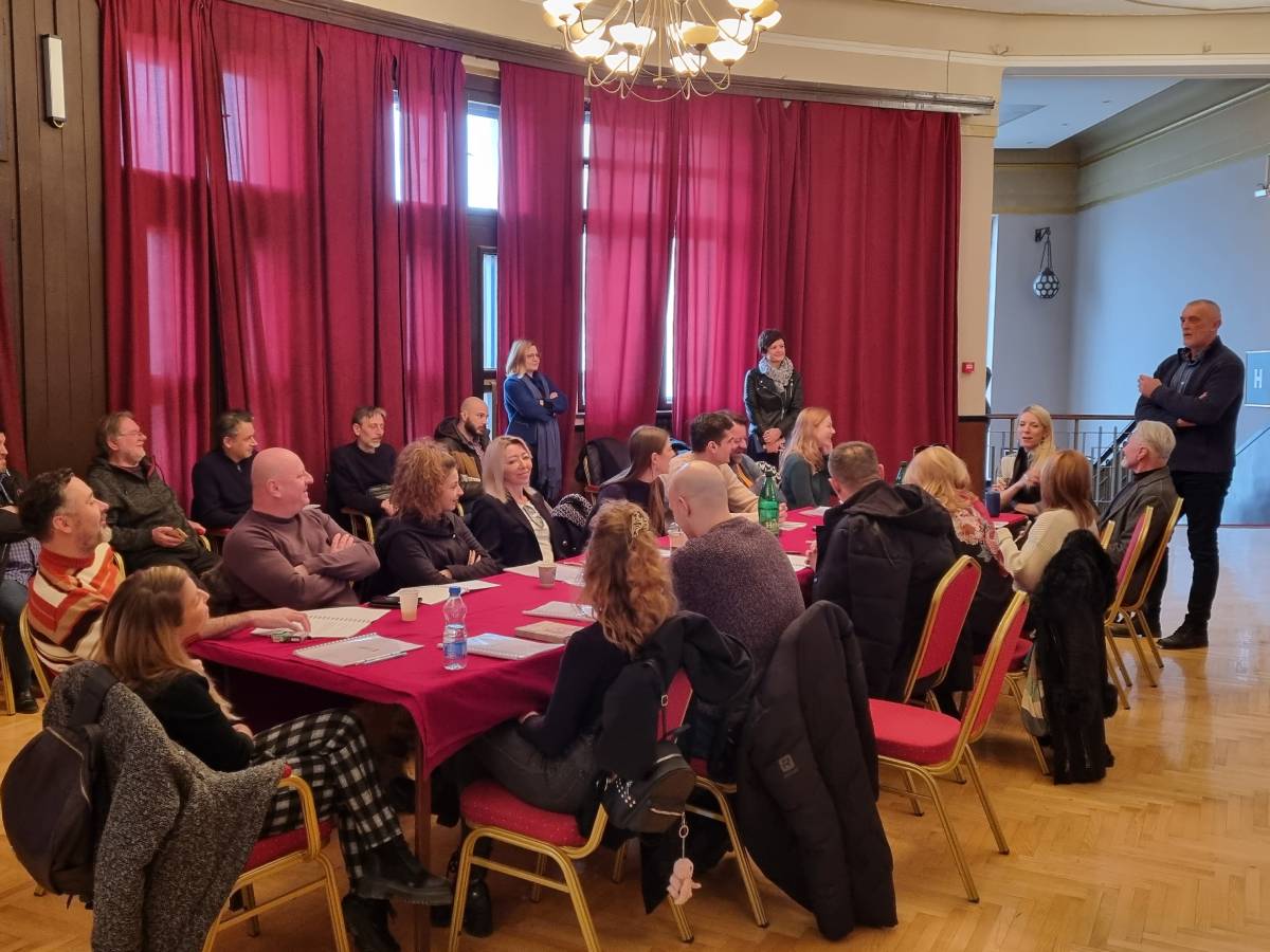 kostana citajuca proba foto narodno pozoriste