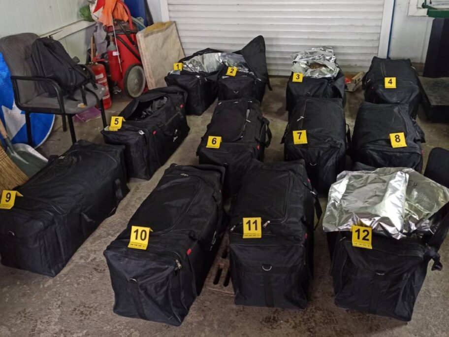 Zaplenjeno 150 kilograma marihuane na Graničnom prelazu Preševo 2 Granicni prelaz Presevo