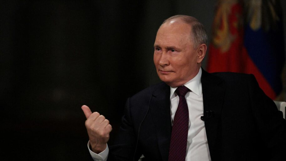 Intervju sa Takerom Karlsonom: Proveravanje 'besmislica' iz verzije istorije Vladimira Putina 7 132605907 27c06ac2044771f045a161e5e4de5308d853a24d0 231 6000 33752000x1125