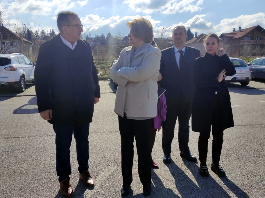 Ministarka produžila Perišiću radni vek na još dve godine, umesto penzije ostaje direktor niškog Kliničkog 4 Perisic i Grujicic Nis februar 2024 foto JV Ljubica Jocic