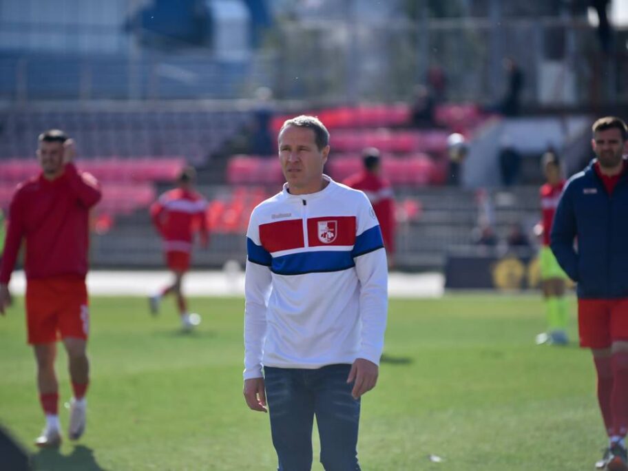 Nikola Trajković drugi put u ovoj sezoni podneo ostavku u Radničkom 17 nikola trajkovic foto jelena misic