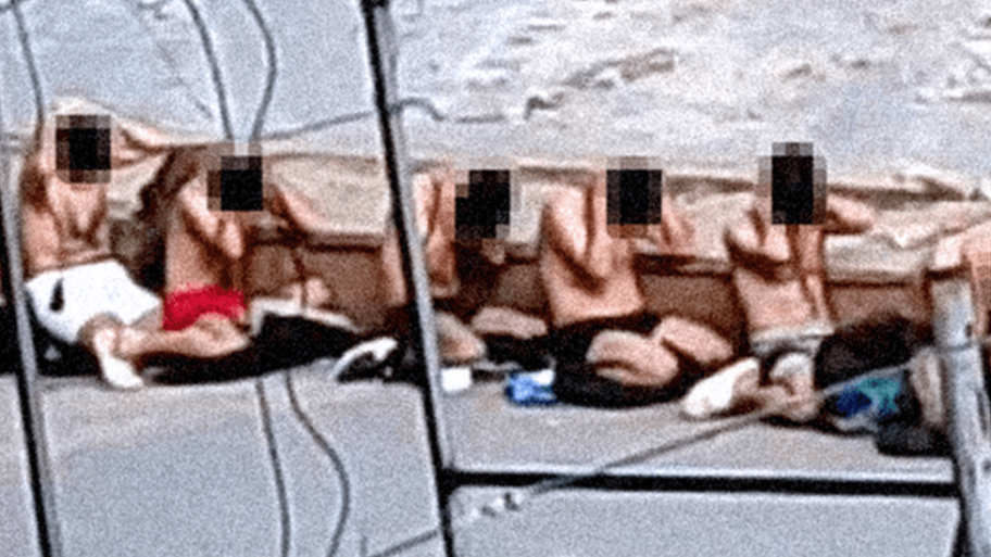 Izrael i Palestinci: Lekari u Gazi kažu za BBC da su ih izraelski vojnici tukli i ponižavali nakon racije u bolnici 16 132880761 2nasser detainees1 clean 2x640 nc