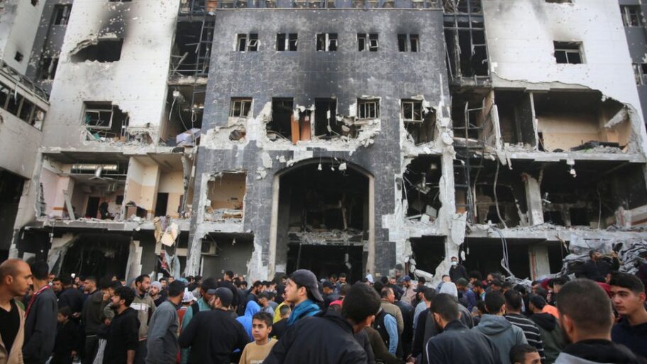 Izrael i Palestinci: Najveća bolnica u Gazi Al-Šifa u ruševinama posle izraelske opsade 8 133056372 gettyimages 2121060875