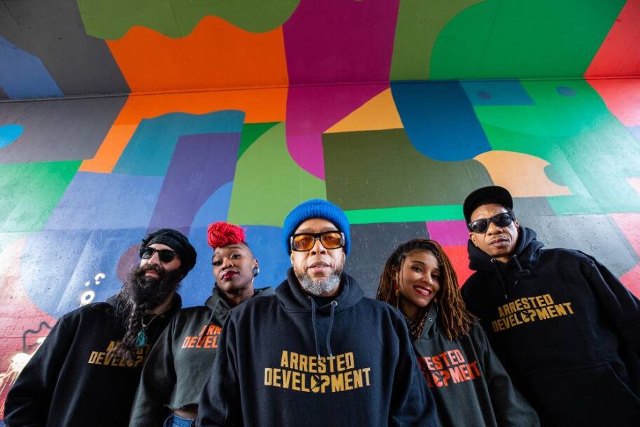 "Arrested Development" nastupa druge večeri "Nišvila" 1 AD Promo press 1