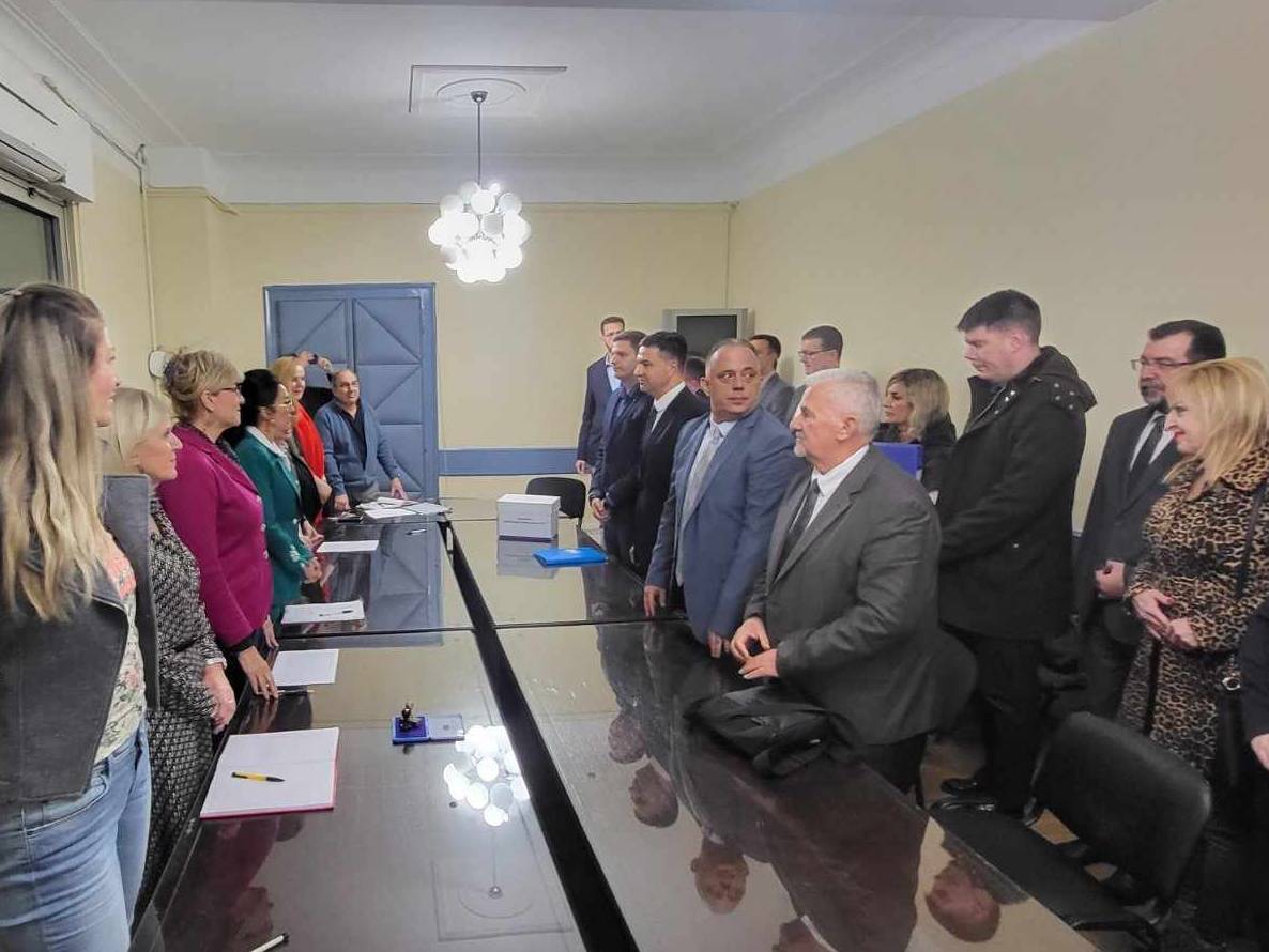 predaja potpisa GIK, foto np