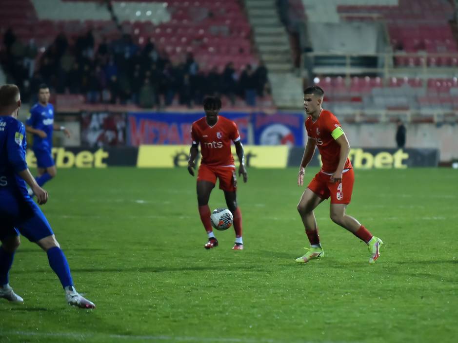 Pobedom nad Voždovcem Radnički proslavio Prvi maj 1 radnicki nis foto jelena misic