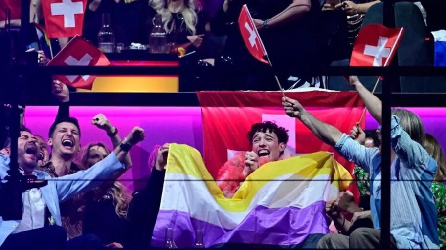 133305281 2d0abb2e bfd1 4168 998f b74116fac111