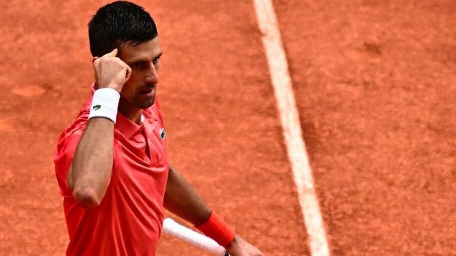 Rolan Garos 2024: Pet priča koje donosi ovogodišnje Otvoreno prvenstvo Francuske 9 130061855 djokovic finger