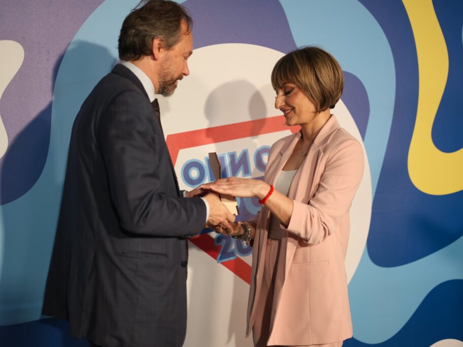 Od proglašenih 10 heroja Srbije dve heroine iz Niša - uz borbu za lečenje svoje dece pomažu i drugima 2 Oni su heroji 1