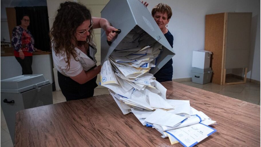 133370345 787c80cc fd68 4841 a529 09d23fc87dc0