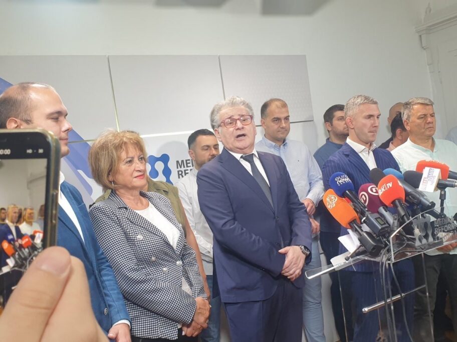 Opozicija u Nišu ne želi proteste već nastavlja pravnu borbu - prijave protiv sudija i predsednice GIK-a 4 opozicija6