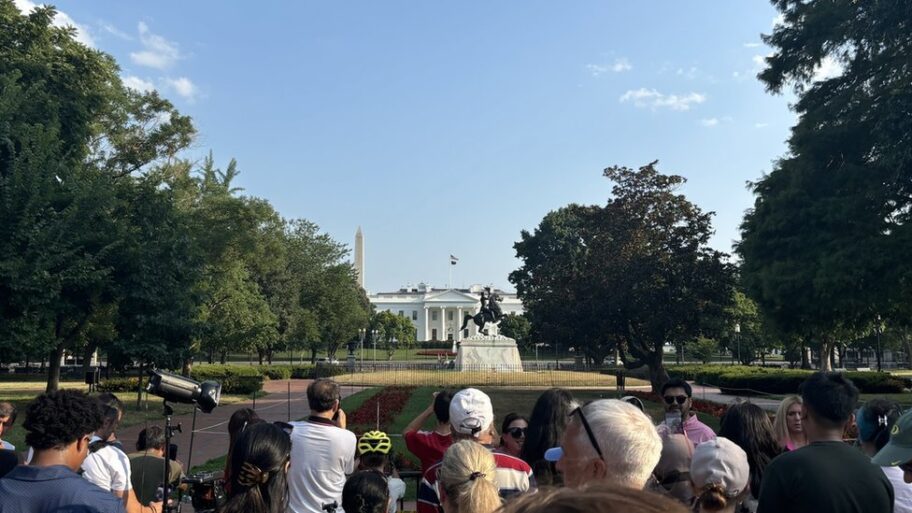 133493930 image00003