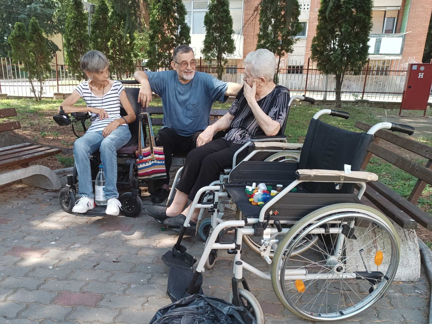 Od 400 kg sakupljenih čepova Nišlijka preko "Čepeninga" dobila invalidska kolica 1 cepening 1 scaled