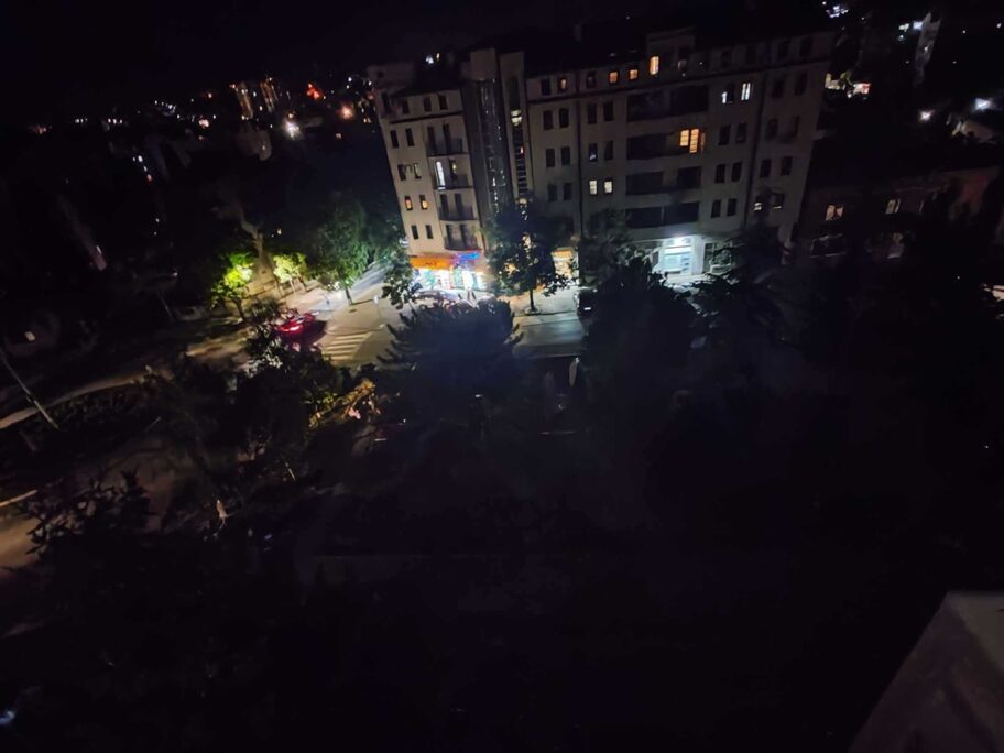 Kružni tok kod Učitelj Tasine u Nišu bez uličnog svetla 15 hajduk veljkova 2