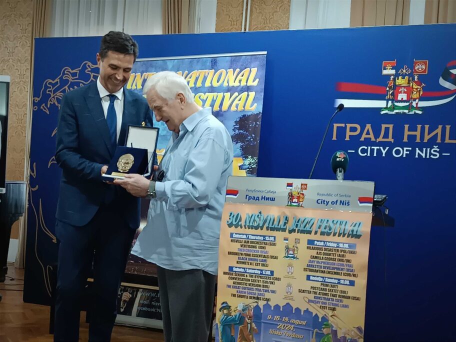 Ivanu Švageru uručena nagrada "Nišvila" za životno delo 12 svager 1 scaled