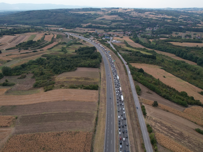 Kilometarska kolona na auto-putu Niš-Beograd kod petlje Pojate 10 Razanj Pojate zastoj i usporenje u smeru ka BG 1