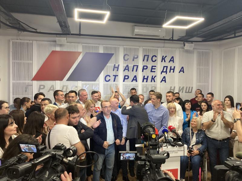 Retrospektiva izborne godine u Nišu: Vlast na korak od pada i generacija koja je "preko noći" politički sazrela 4 sns