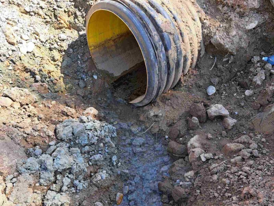 Smrad u niškim selima nije zbog oštećenja kolektora, već niskog vodostaja Nišave - tvrde nadležni 9 IMG cdc311197a1f6d5bd1a4d7dcadbfc499 V