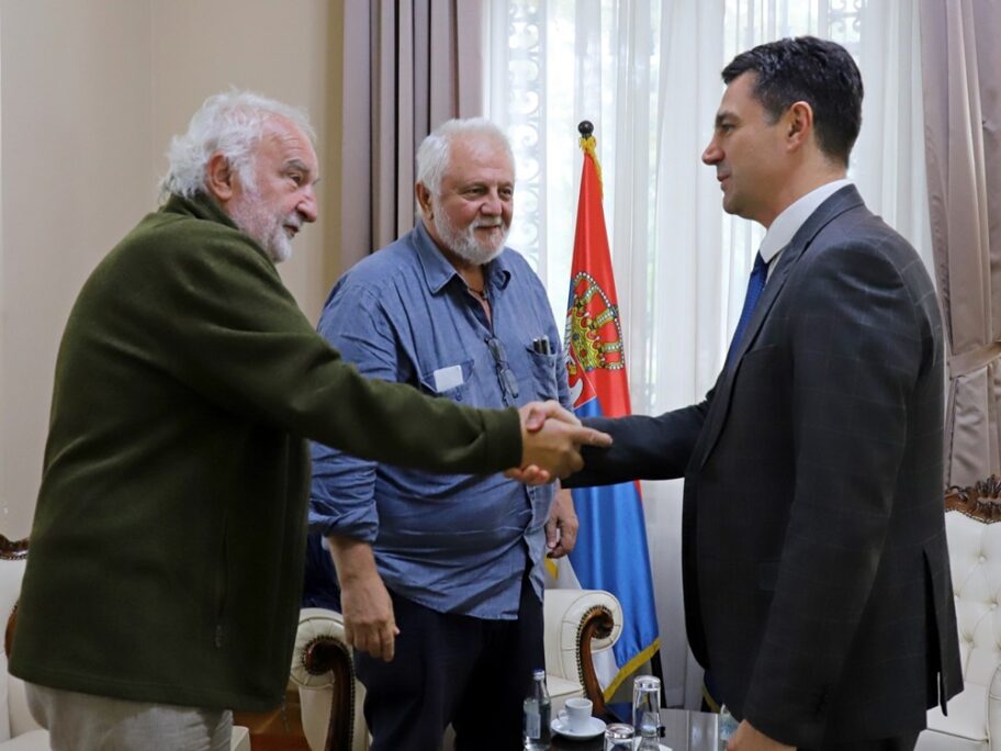 IMG 7a09478d1871e9a531c44c727791250f V