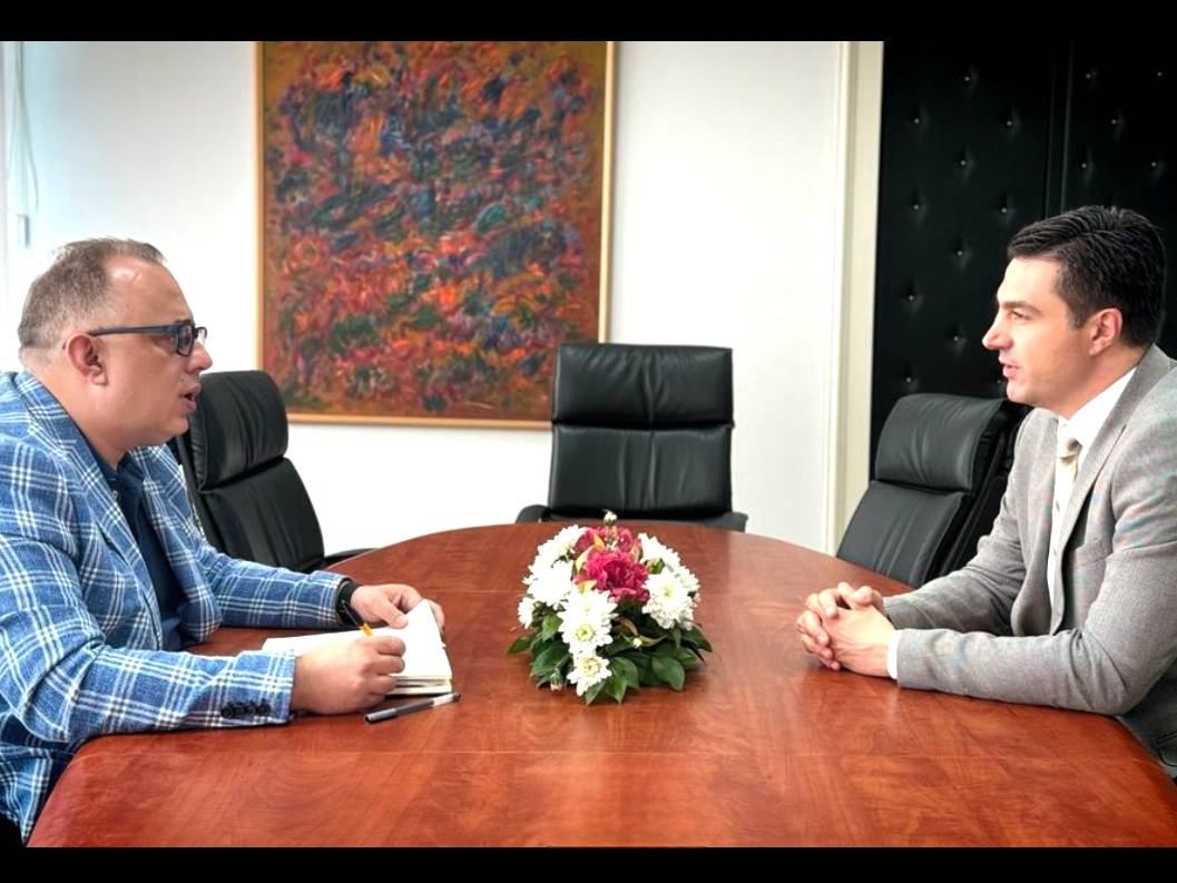 igor novakovic i dragoslav pavlovic Photoroom