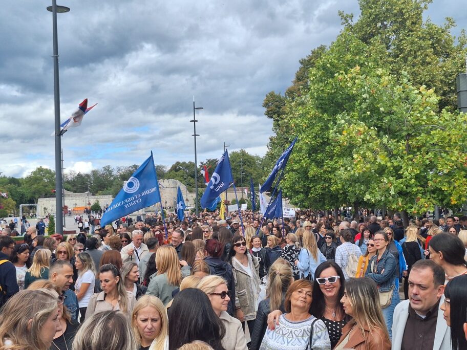 Prosvetari ne odustaju, moguća totalna obustava rada i na jugu 4 20240916 123956 1