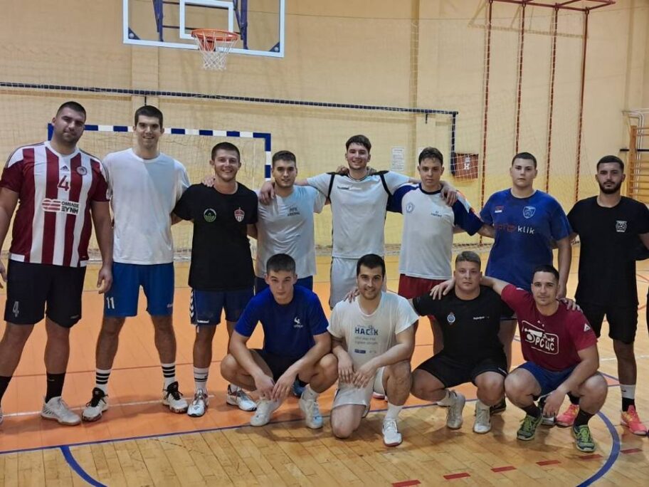 Niš ponovo ima "Želju" - novi rukometni klub sa starim imenom 9 zeleznicar jug trening kraca slika
