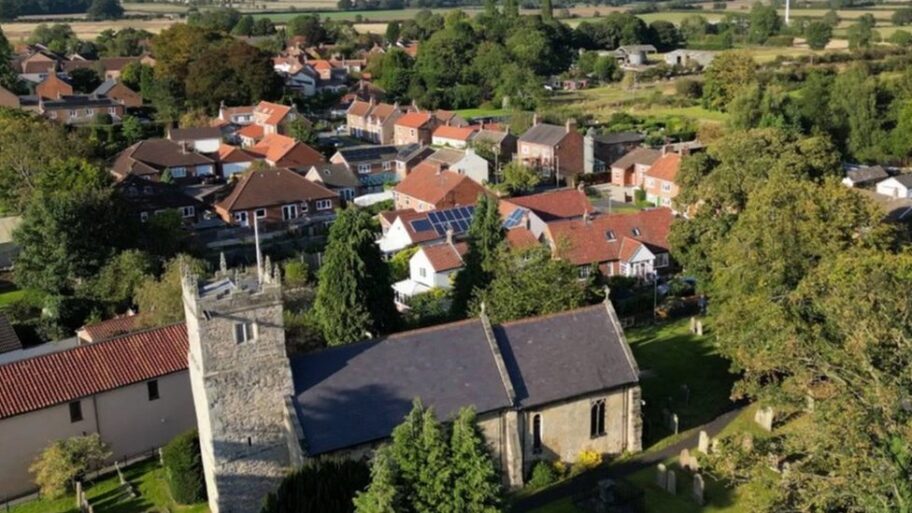 Misteriozna pisma mržnje pretvaraju mirno englesko selo u „otrovno" 2 133580430 4479efdf 781b 4b95 901a d07b5ac9b43f