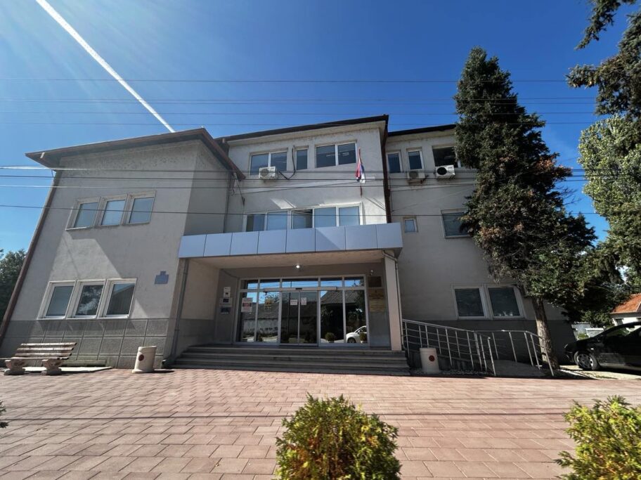 Opština Doljevac zadužuje se 110 miliona dinara za vrtić u Malošištu i prenamenu Doma kulture u školu u Mekišu 4 461113274 558612740165301 4848462871521452115 n