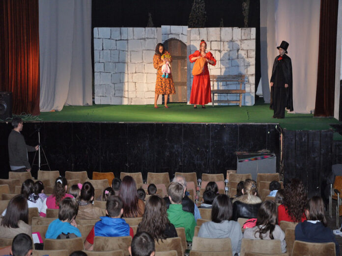 PROKUPLJE predstava na festu arhiva od prosle godine foto ljm